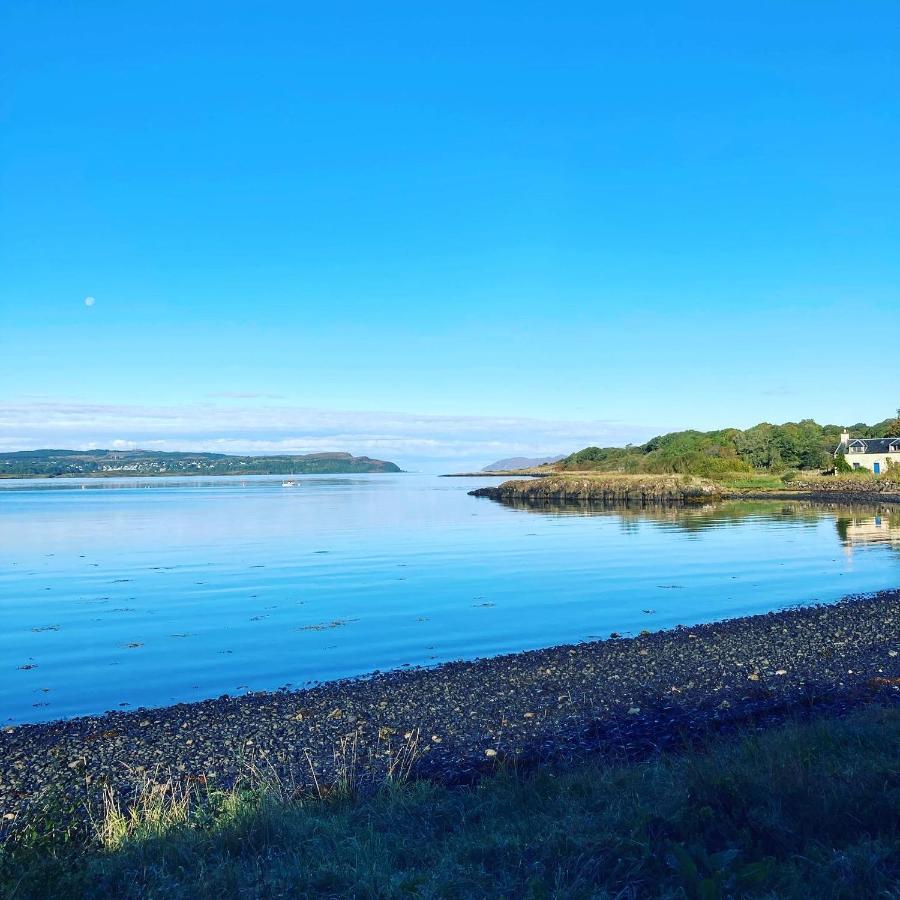 Mill House Steading Overlooking The Sea And Mull *